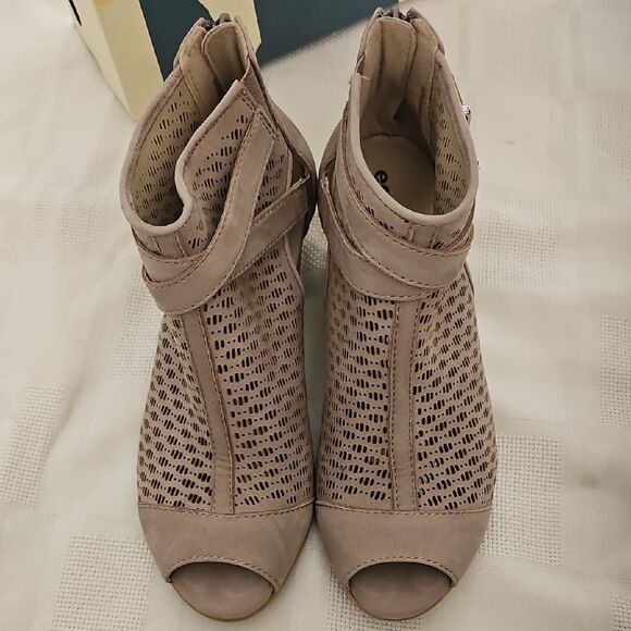 Earth Tan Heeled Boots with Peep-Toe Design - Picture 13 of 16